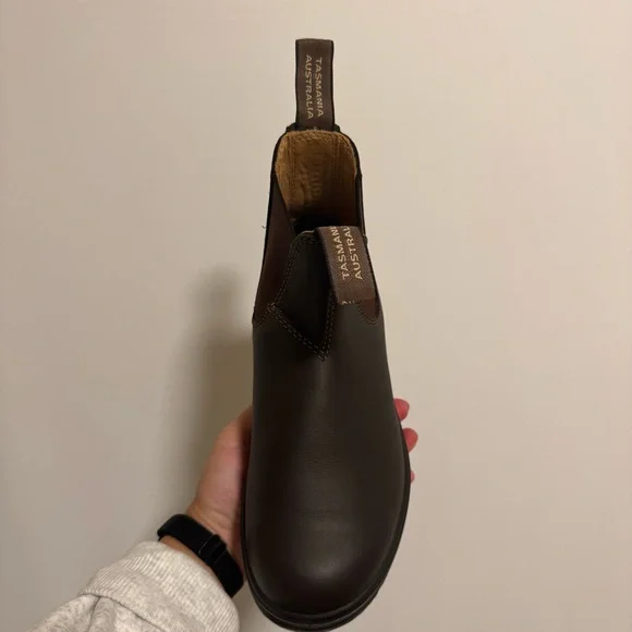 Blundstone Women’s 550 Chelsea Boots - Picture 5 of 15